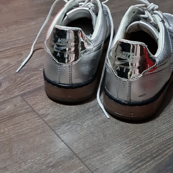 Nike AF1 Downtown silver size 9 - Picture 4 of 7